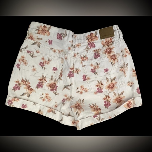 American Eagle Floral Jean Shorts - Picture 3 of 8